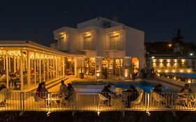 Santa Cecilia Boutique